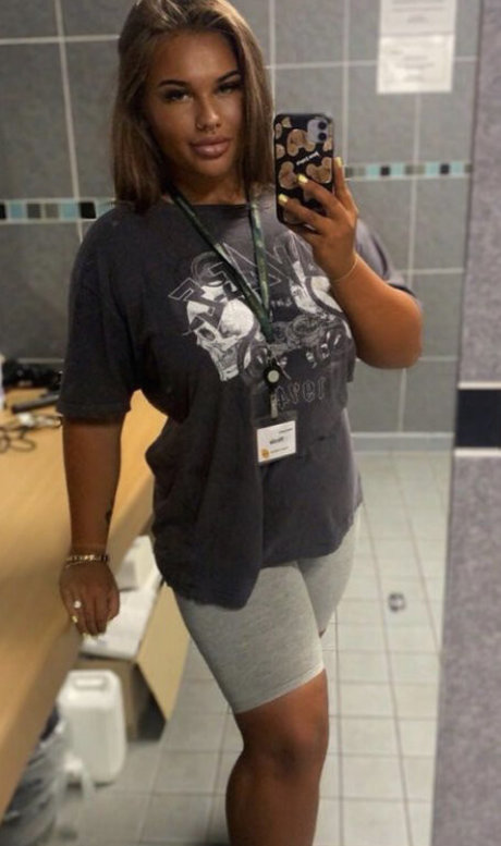 Nicole Barker pornographische pornostar archiv