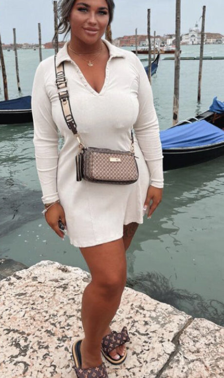 Nicole Barker erwachsene kunst bilder