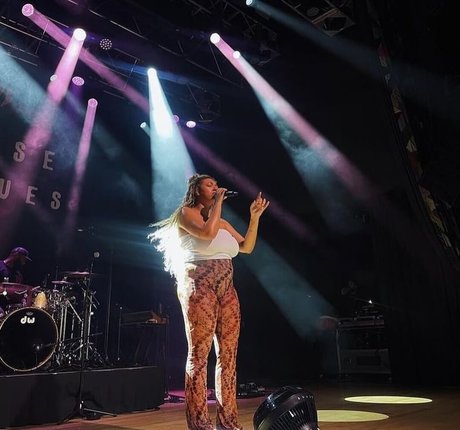 Mahalia schauspielerin xxx fotos