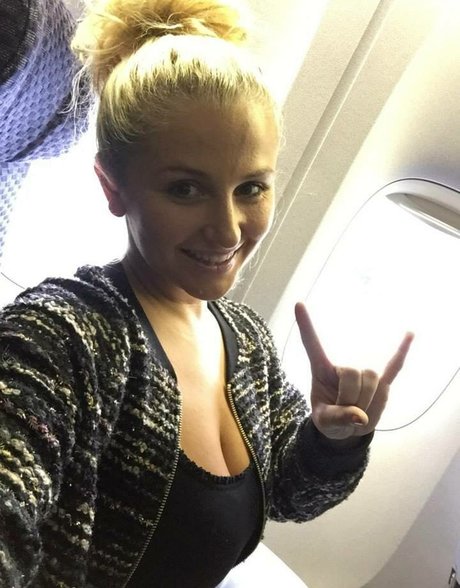 Jackie K nacktheit exklusive archiv