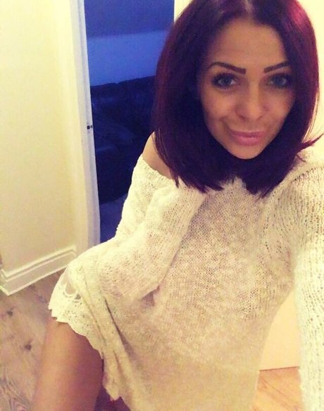 Iasmina Roxana akt archiv