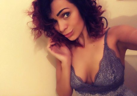 Iasmina Roxana exklusive erotische galerie