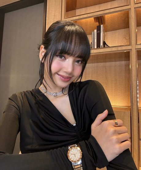 Lisa Blackpink pornostar nacktheit galerien