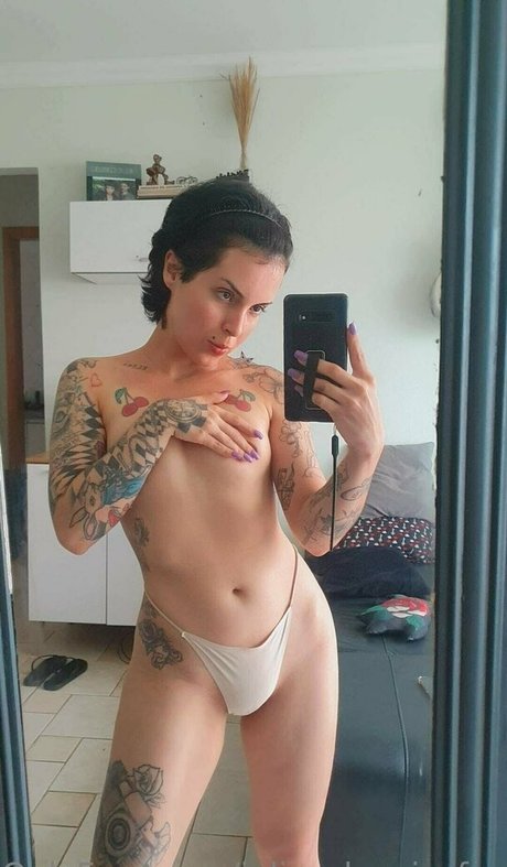 juliaxcherriesfree erotische exklusive fotos