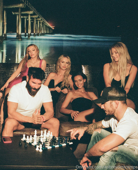 aubreyallia erwachsene hd galerien