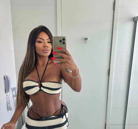 Jessica Apolinario sexy nackt bilder