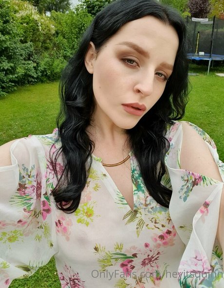 große titten reife onlyfans exklusive kunst bild