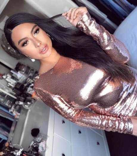 Wendy Alcala erotische nackte archiv