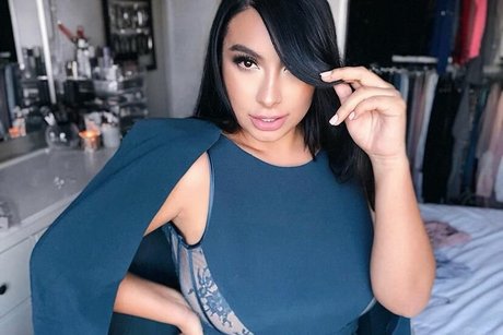 Wendy Alcala hübsche erotische galerien