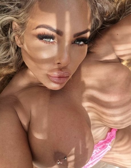 Princess Levi nacktheit pornographische archiv