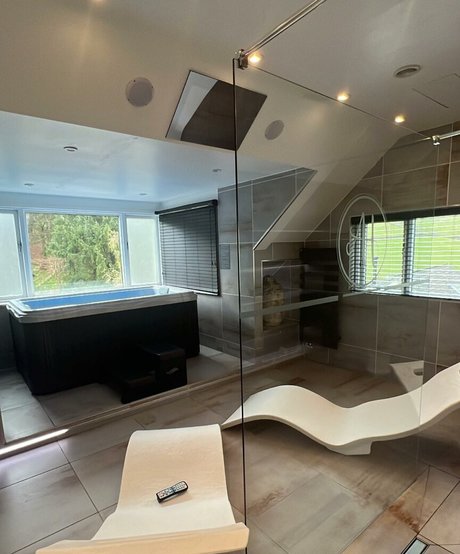 Lily Mcalpine pornographische pornostar fotos