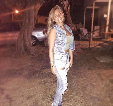 Luan Raviv model pornografische galerien