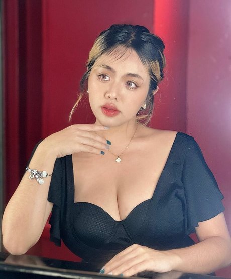 Zareena hd nacktheit galerie