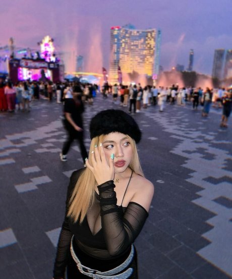 Zareena kunst hd fotos