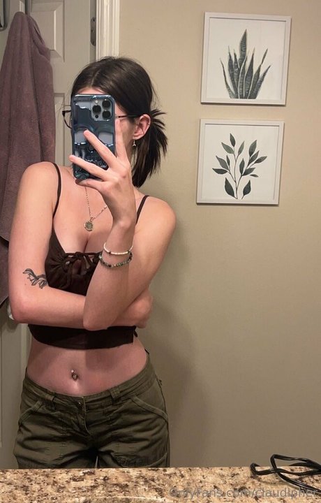 claudipher erotische pornografische bild