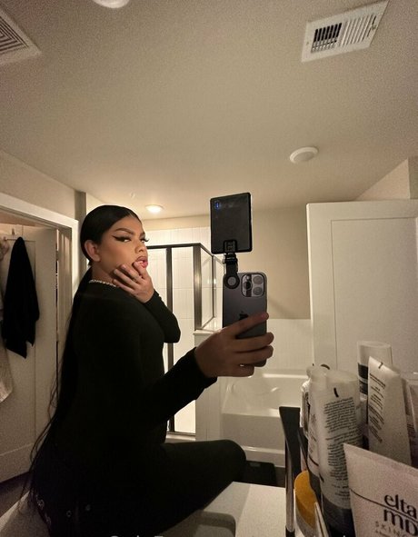 Yourplaybunnyy erwachsene top bilder