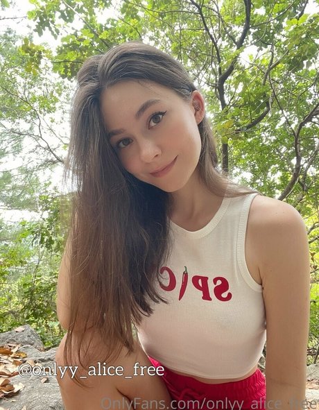 onlyalice free schauspielerin hübsche galerie