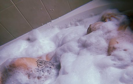 asiatische gothic-onlyfans sexy erotische foto