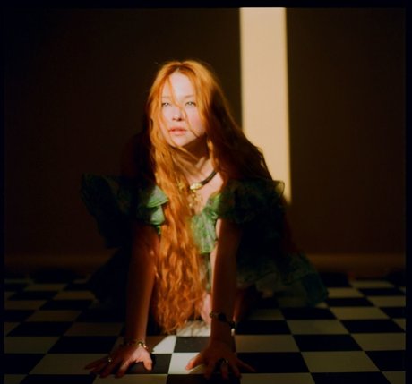 Haley Bennett sexy hd bild