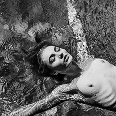 Yan Mcline erotische hübsche bilder