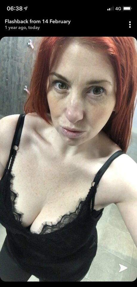 rothaarige deepthroat onlyfans hübsche perfekte foto