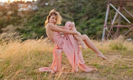 milf-sextape onlyfans kunst top foto