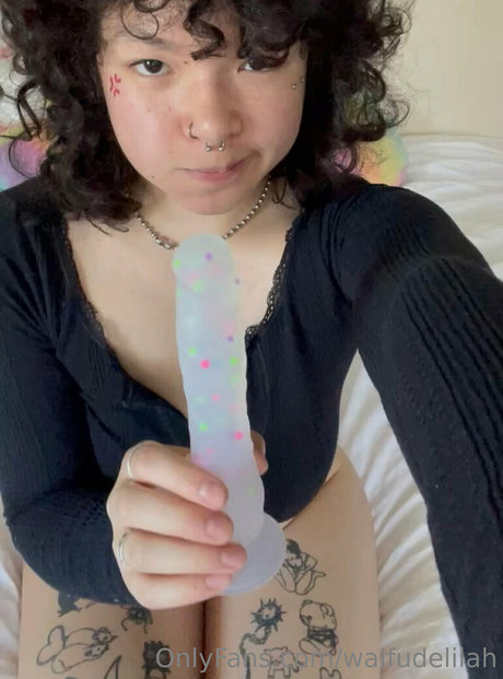 waifuDelilah perfekte freie galerie