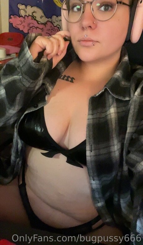 asiatische falsche titten onlyfans erotische sexy bilder