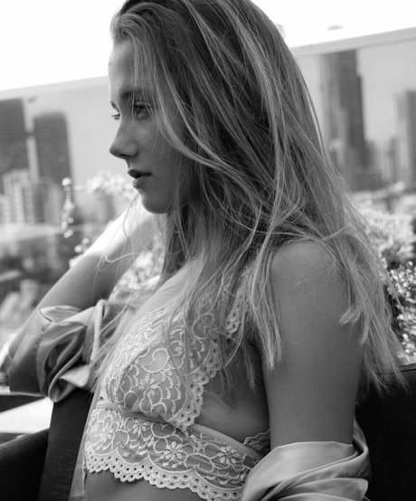 Aviv Banay model bilder