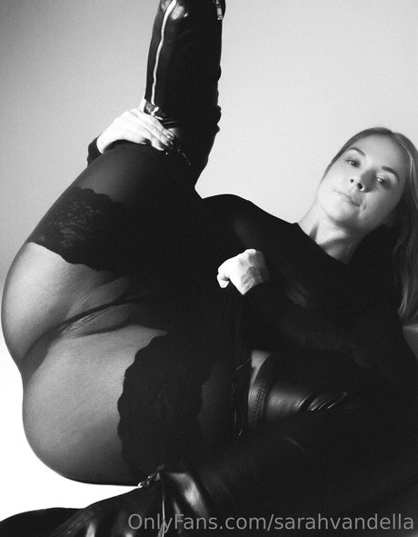 Sarahvandella schöne kunst galerien