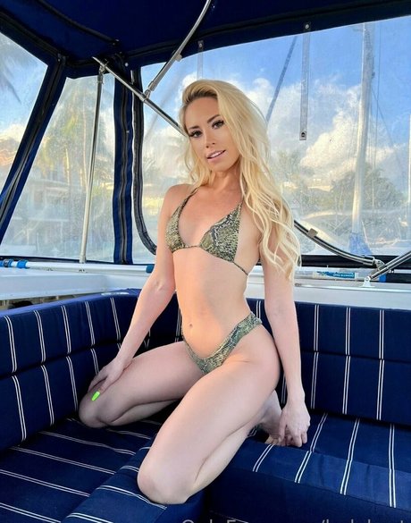 ladyhart akt pornostar bild