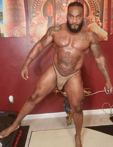 dicke asiatische onlyfans sexy kunst archiv