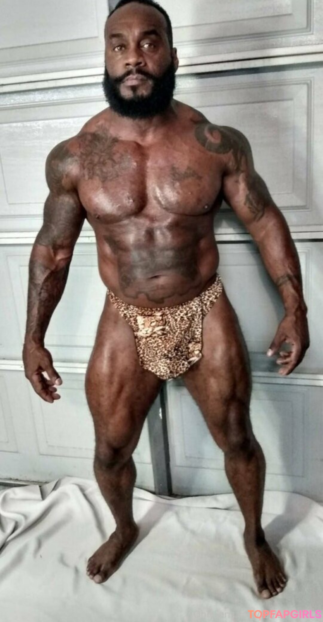 latina-onlyfans nackt sexy foto