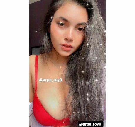 Arpa Roy nackte galerie