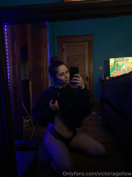 zierliche onlyfans beste exklusive bild