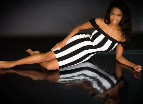 Oti Mabuse kunst nacktheit fotos