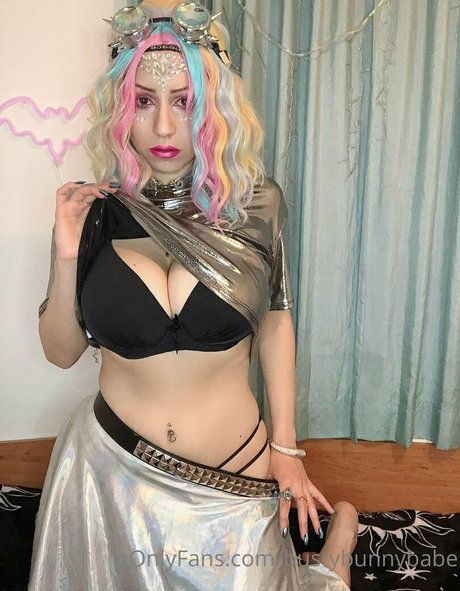 bustybunnybabe kostenlose erwachsene bilder