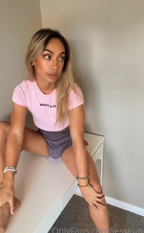 jesskuh model hd bild