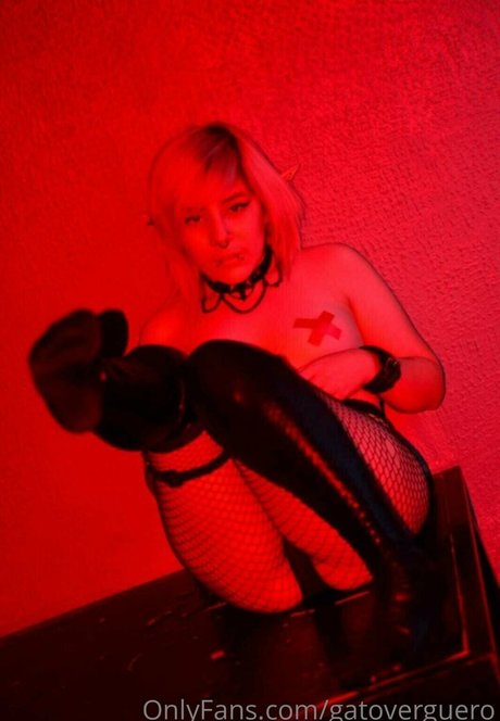 mama arsch onlyfans kunst nackten bild