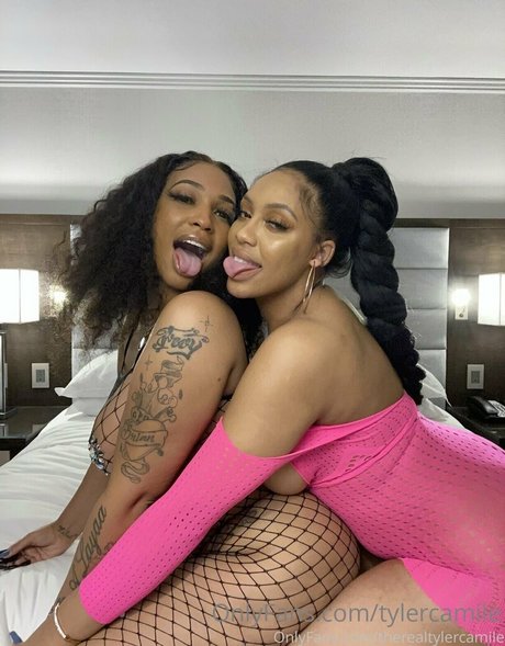 tylercamile erotische kostenlose galerie