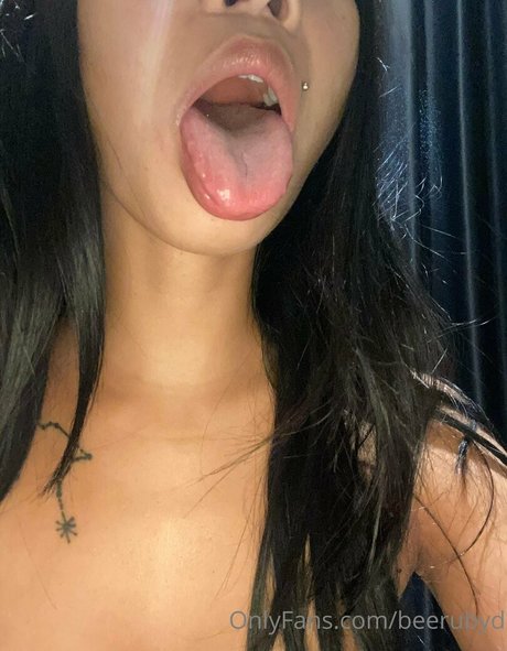 asiatische dp-onlyfans hübsche porno bild