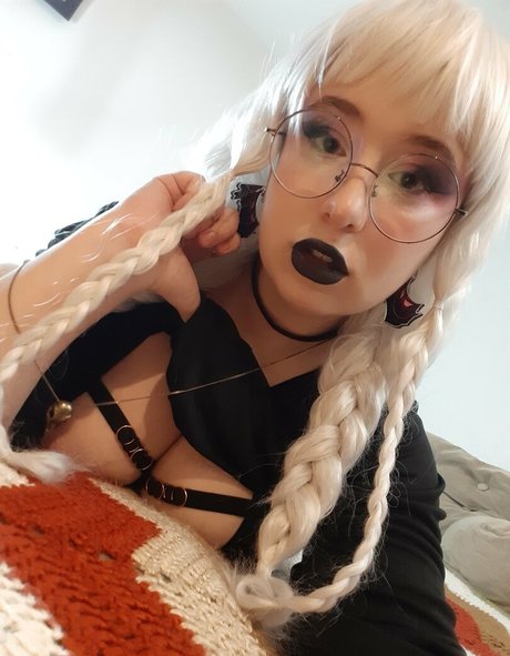 grraves model hd bild