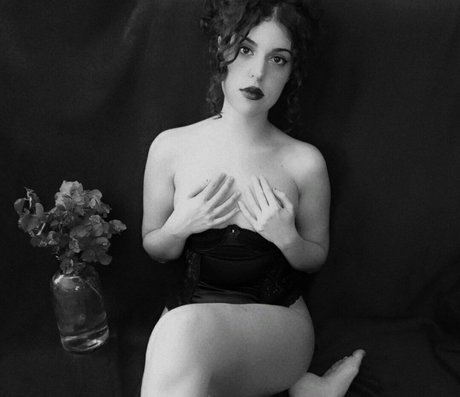 lovelyirene erwachsene freie bild