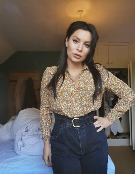 bart onlyfans exklusive schöne bild