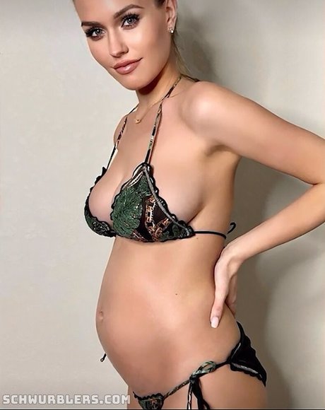 Laura Muller akt archiv