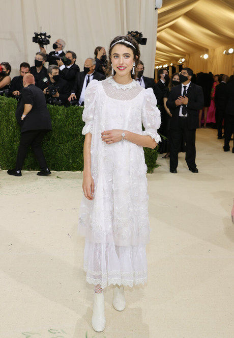 Margaret Qualley sexy porno galerie