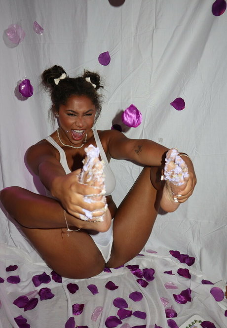 katieswrdvip hd sex galerie