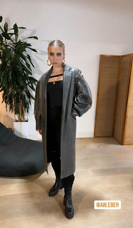 Julia Hardy nackt sex archiv