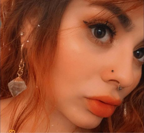 emilyelixer nacktheit erotische bild