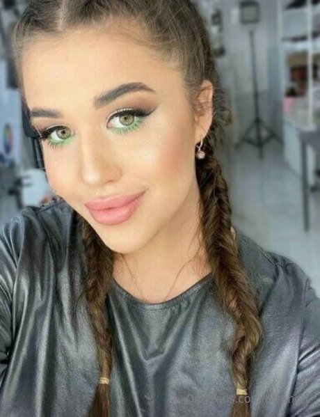 lesben strapon onlyfans kunst erwachsene bilder